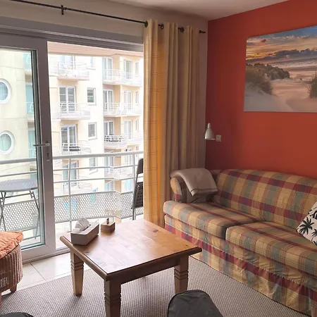 Stylish With A Swimming Pool By The Sea T129