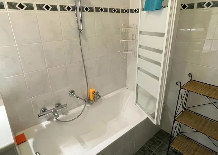 Stylish With A Swimming Pool By The Sea T129 奥斯滕德