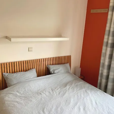 Stylish With A Swimming Pool By The Sea T129 Ostende